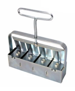 Erdballenpresse Mini 4 Soil Blocker Mit Kleinen Dübeleinsätzen | Erdtopfpressen Von Ladbrooke Soil Blockers 12 Erdballenpresse Mini 4 Soil Blocker Mit Kleinen Dübeleinsätzen | Erdtopfpressen Von Ladbrooke Soil Blockers -Pegasu Samen Geschaft 551991 Erdballenpresse Mini 4 Soil Blocker LADMIN4 lsb 0